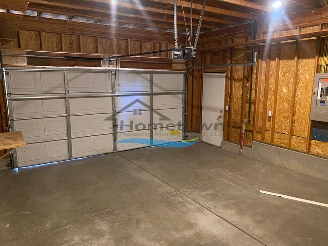 Building Photo - Beautiful 4-Bed, 2-Bath Home on a Corner L...