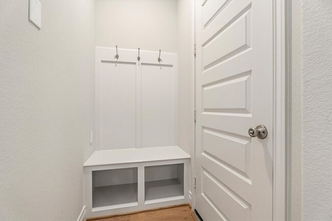 Building Photo - 28344 Woodsons Forest Dr