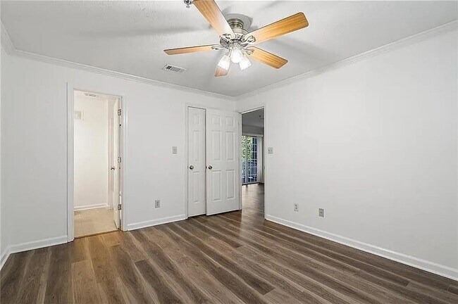Building Photo - 2212 River Heights Ct SE