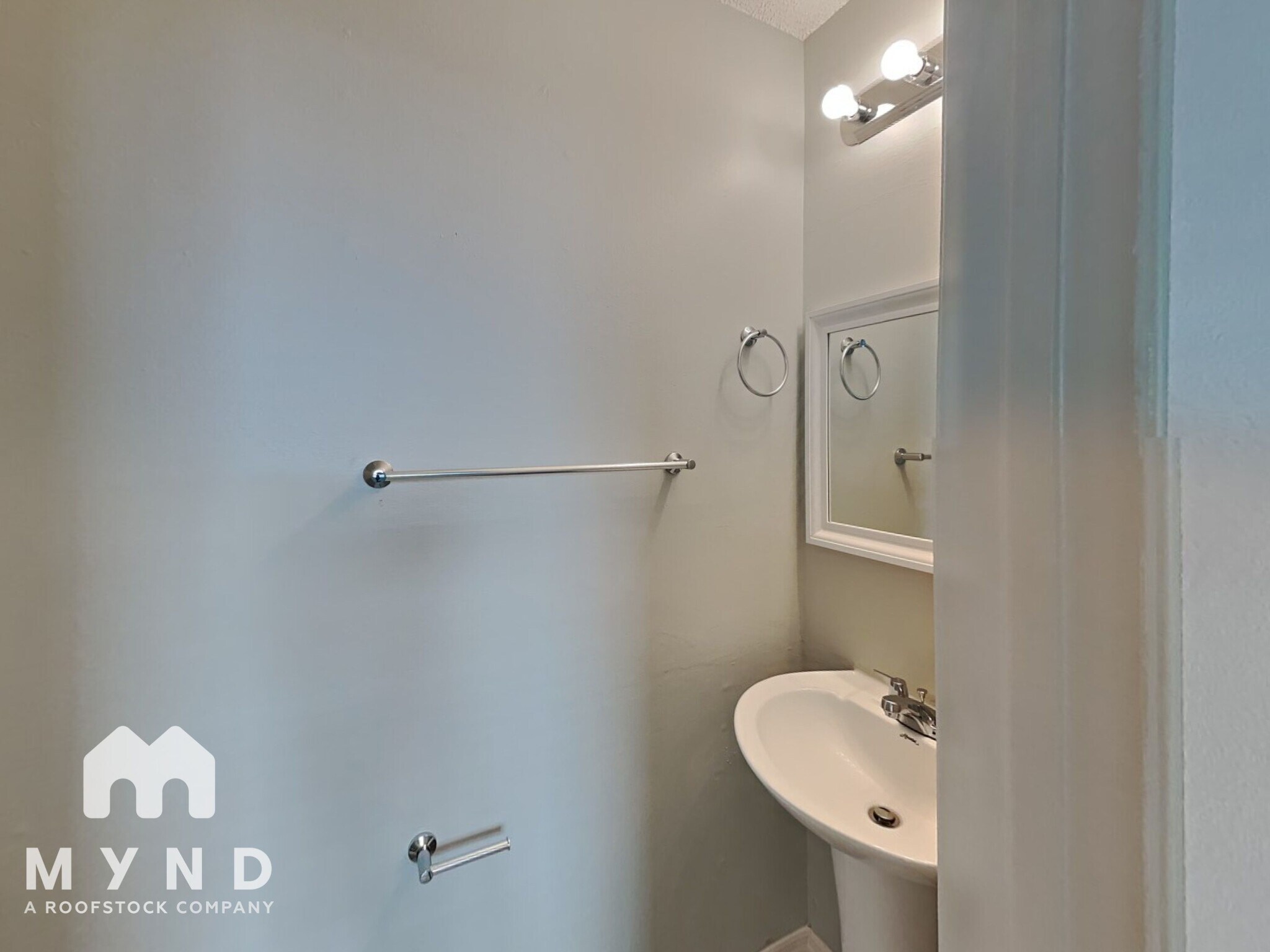 Building Photo - 10208 N Ojus Dr