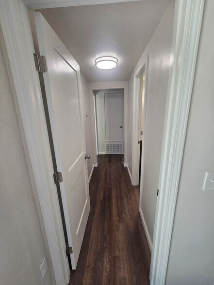 Building Photo - 8606 Brookline Ave