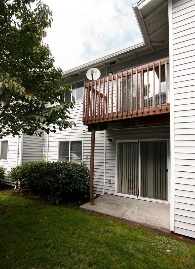 Building Photo - Location, Community, Quality Living. It St...