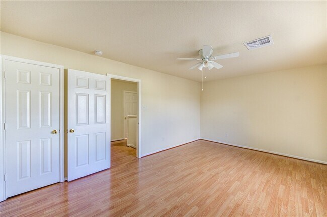 Building Photo - 19506 Lighthouse Scene Ln