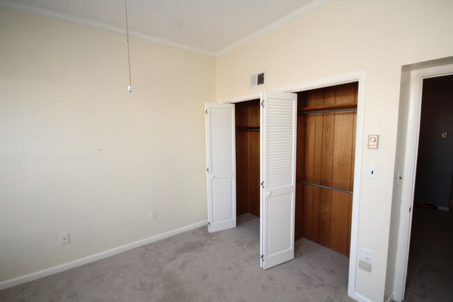 Building Photo - Coming Soon!!  Beautiful, well kept 3 bedr...