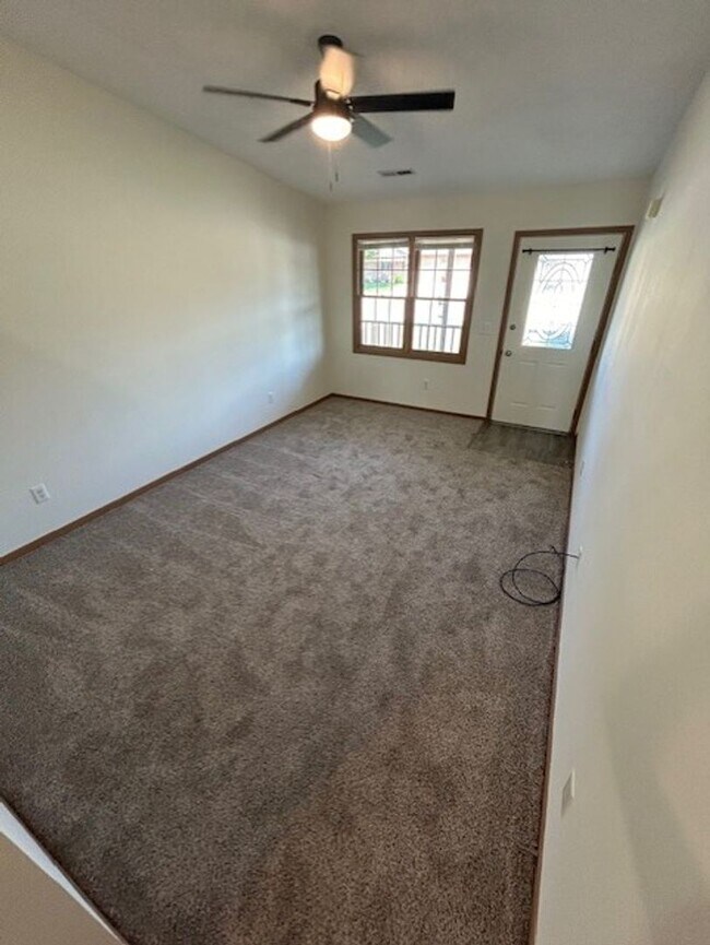 Building Photo - Updated Ranch with 2 Bedrooms, 1 Bath, and 1-Car Attached Garage in Troy, Ohio - Your Perfect Hom...