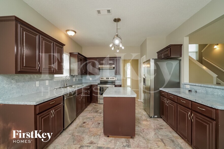 Building Photo - 8024 Mourning Dove Dr