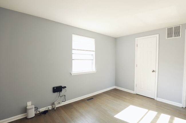 Building Photo - Welcome Home!