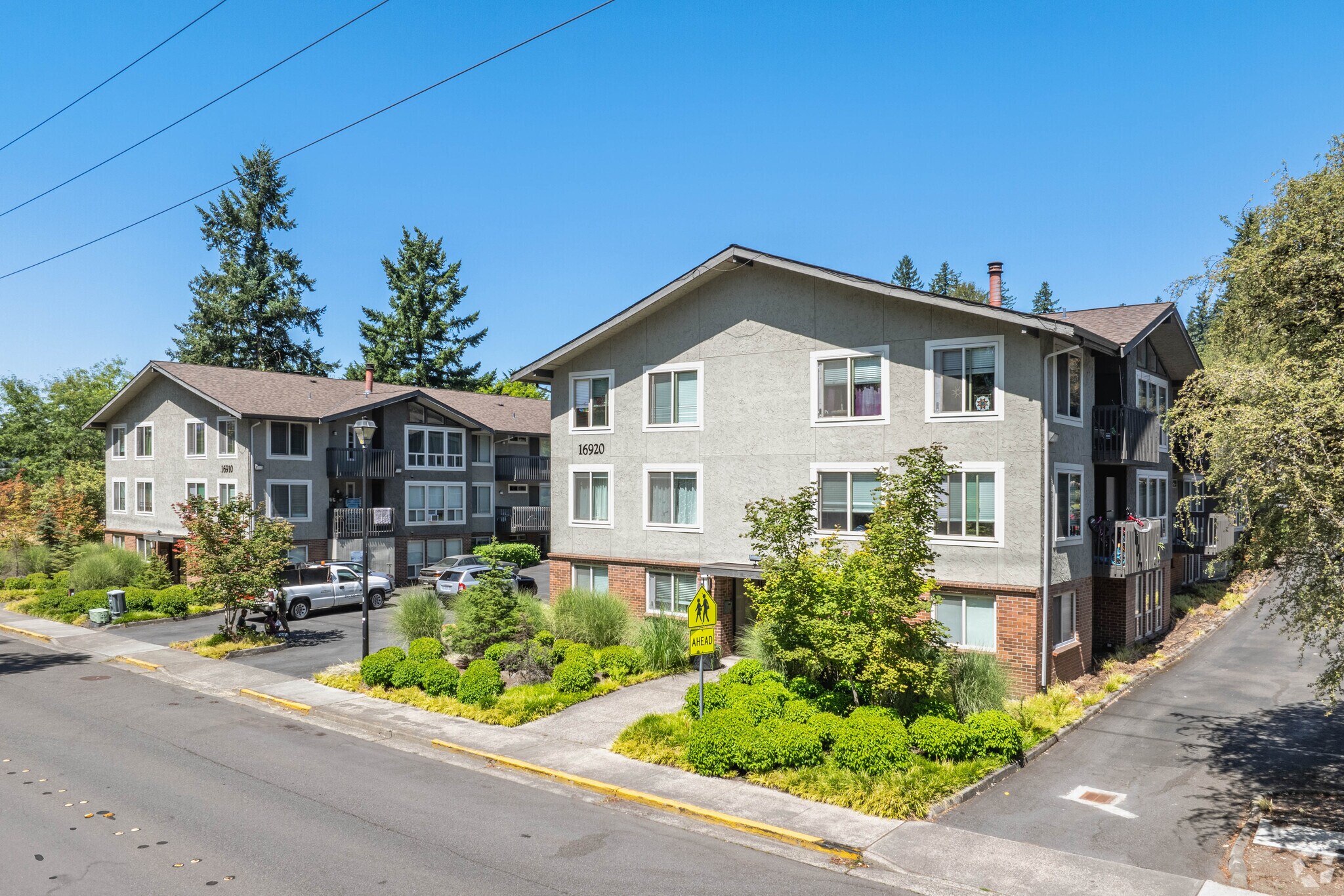 Building Photo - Quiet Family-Friendly Living In Downtown Redmond