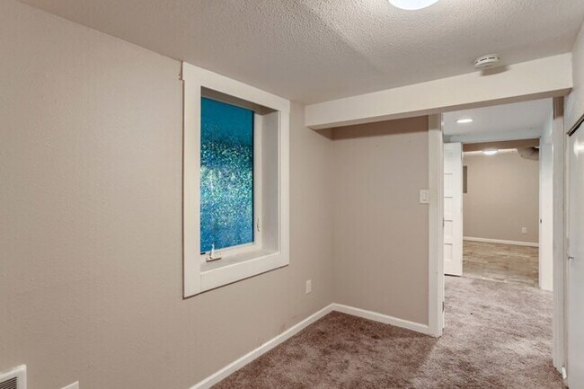Building Photo - 1321 Monroe Street, Oregon City, OR, 97045