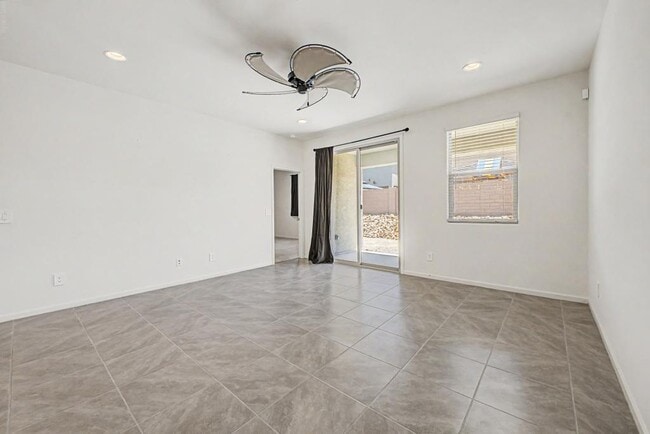 Building Photo - 12528 E Caden Dr