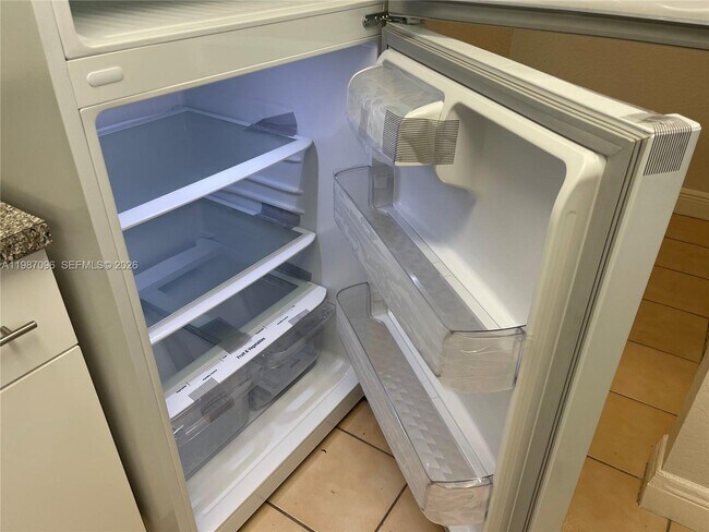 Building Photo - 17255 SW 95th Ave