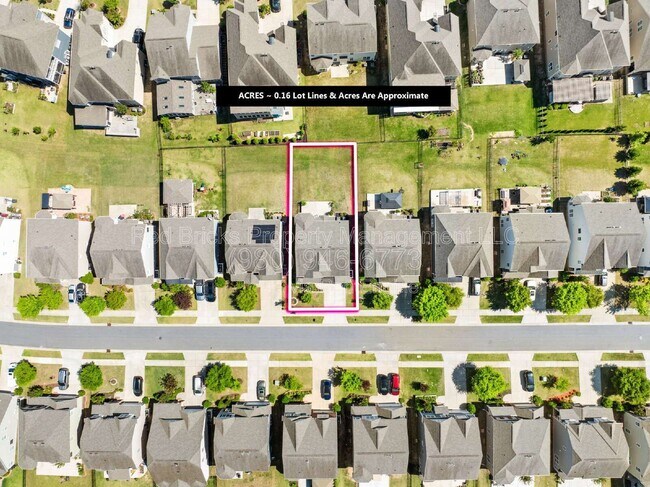 Building Photo - 10677 Sky Chase Ave NW