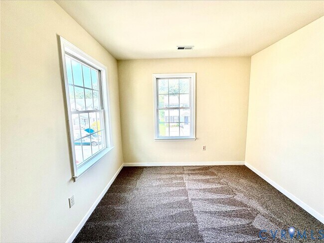 Building Photo - 6207 Beaufont Hills Ct