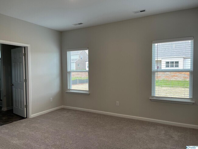 Building Photo - 16524 Demi Dr