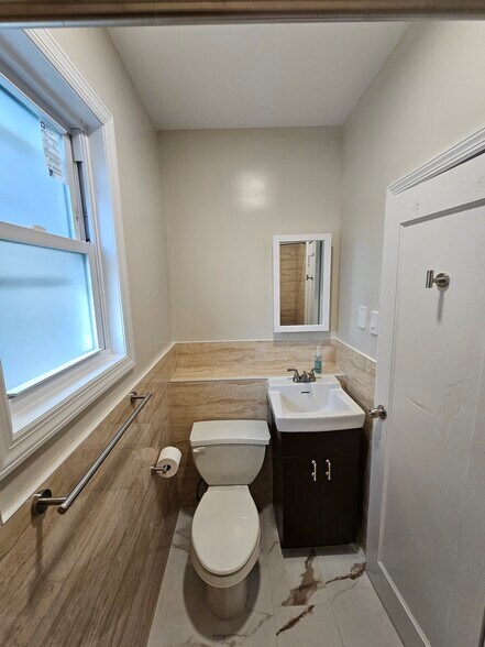 Building Photo - 8905 215th St