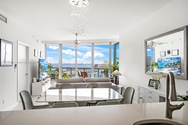 Building Photo - 888 Biscayne Blvd