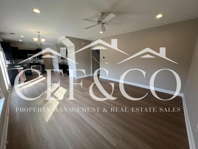 Building Photo - Spacious 3 bedroom 2.5 bedroom available in Moore!