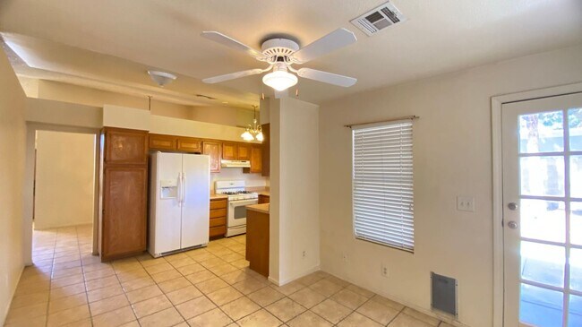 Building Photo - 6424 W Dearborn Ct