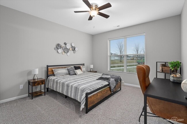 Building Photo - 534 Preston St