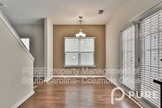 Building Photo - 512 Spanish Leaf Ln