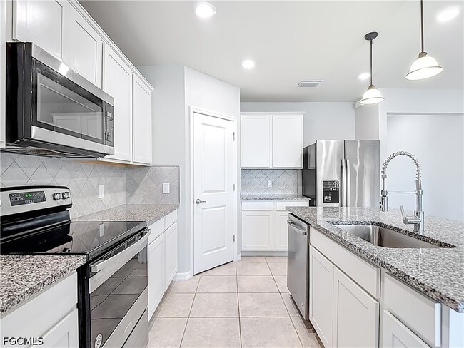 Building Photo - 16056 Enclaves Cv Dr