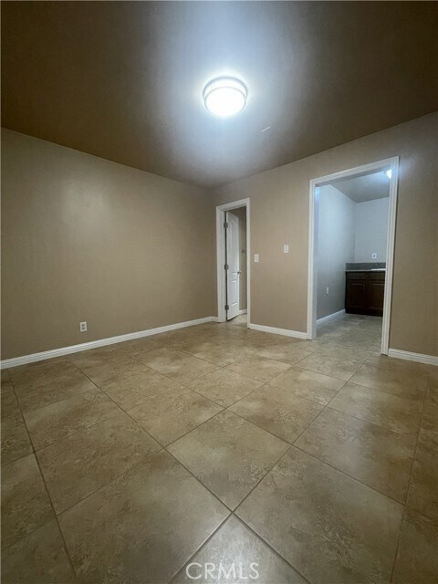 Building Photo - 37 S Sierra Madre Blvd