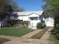 Building Photo - 303 Cloud St