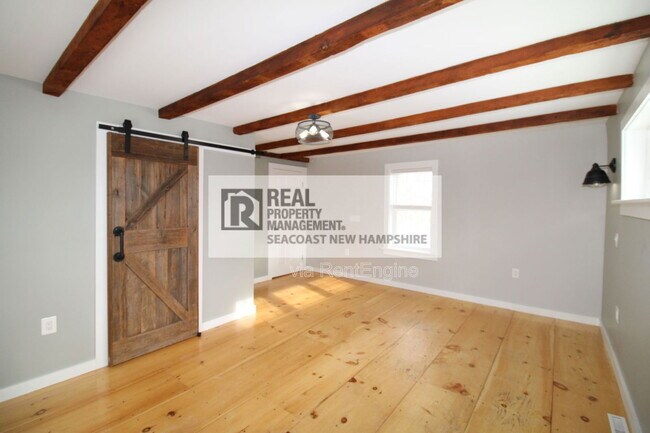 Building Photo - 182 Madbury Rd