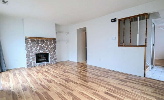 Building Photo - 791 Barnaby Pl