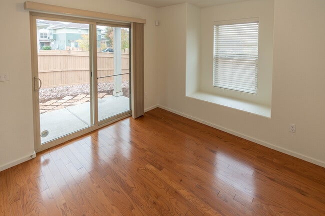 Building Photo - 4490 Vindaloo Dr