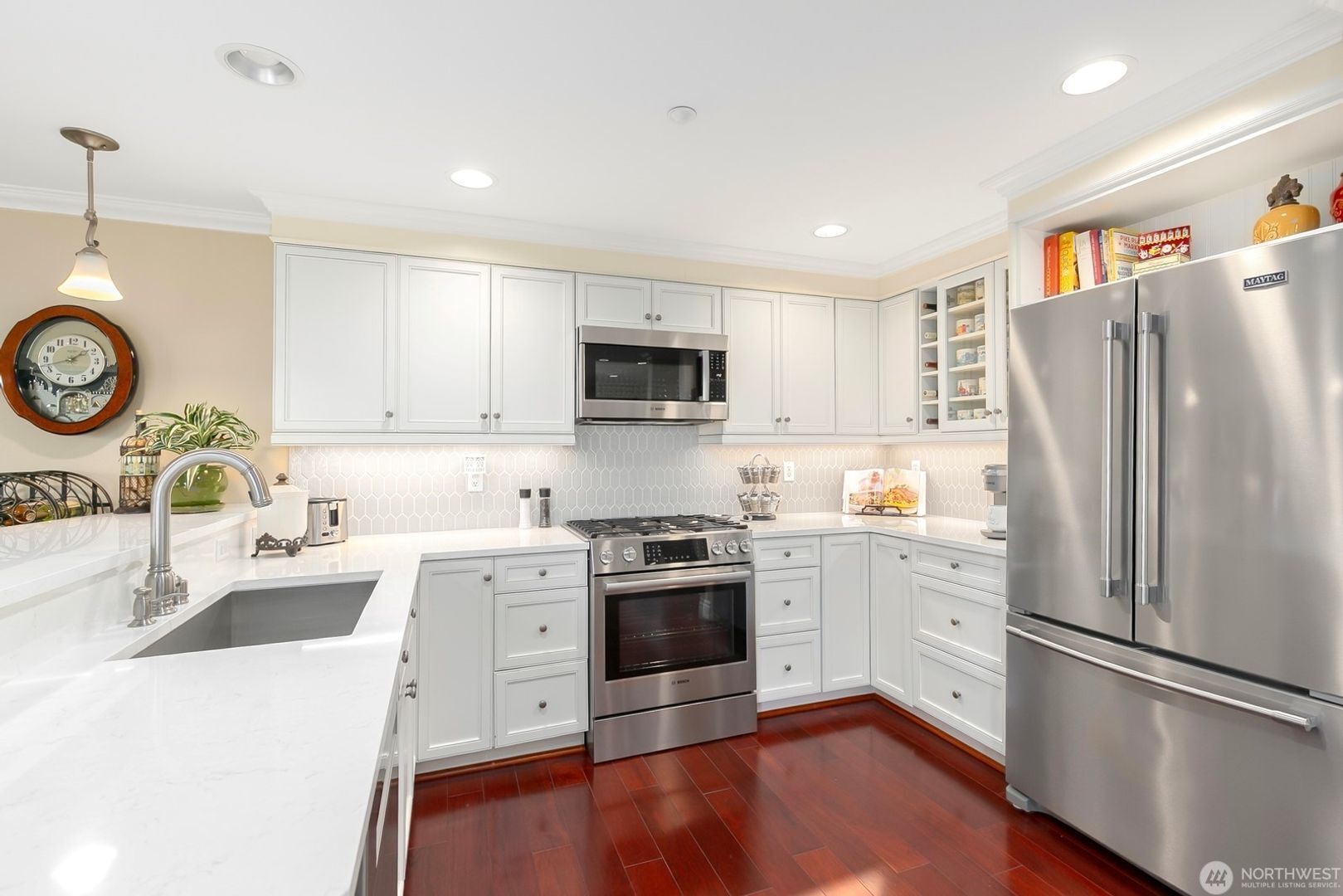 Building Photo - Luxury spacious unit with partial downtown view in Magnolia