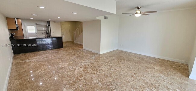 Building Photo - 3745 NE 171 St