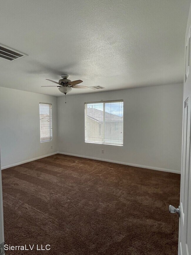 Building Photo - 4 br, 2.5 bath House - 9029 Victor Creek Ave.