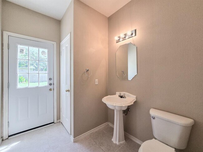 Building Photo - 17692 Box Canyon Terrace