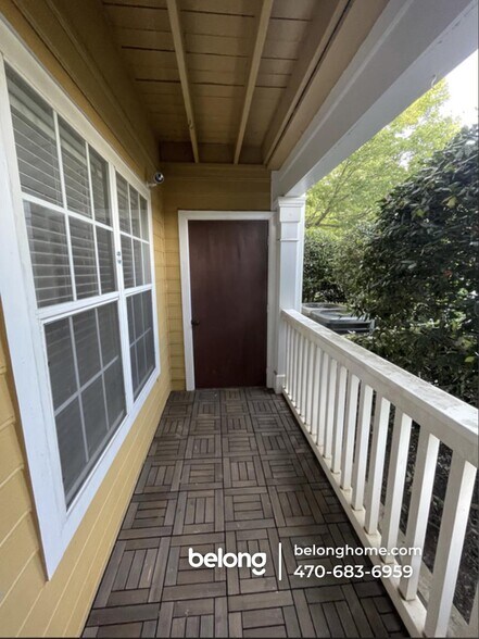 Building Photo - 512 Bentley Pl