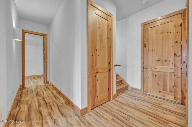 Building Photo - 54 Bennington Ct