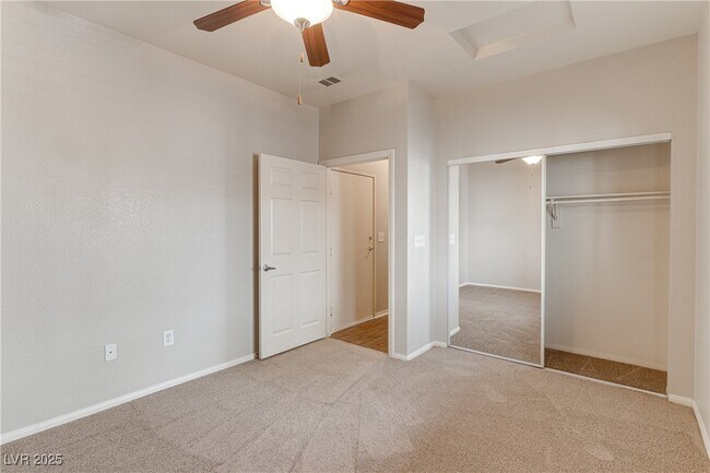 Building Photo - 5250 S Rainbow Blvd