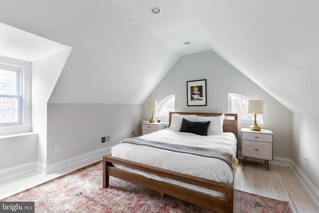 Building Photo - 2243 40th St NW