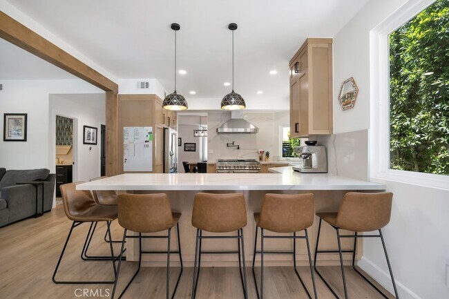 Building Photo - 29018 Tackaberry Ct