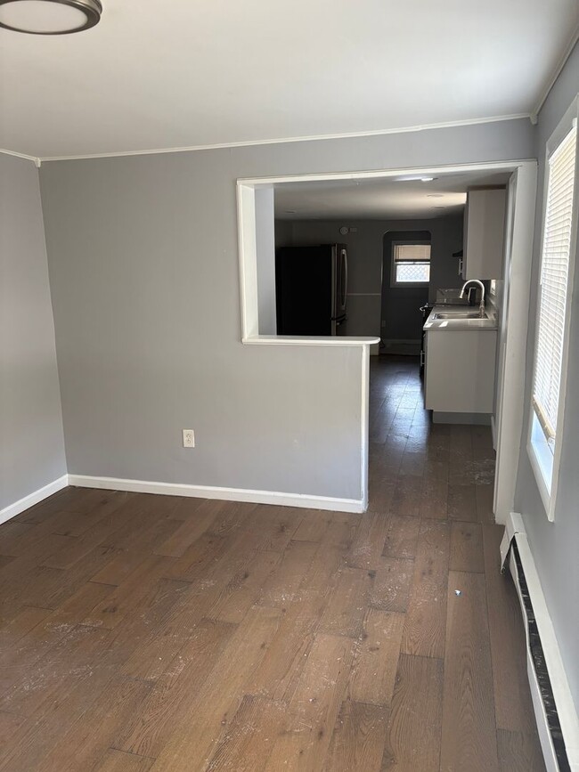 Building Photo - 1326 8th Ave