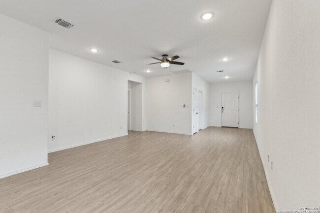 Building Photo - 4422 Chandler Rd