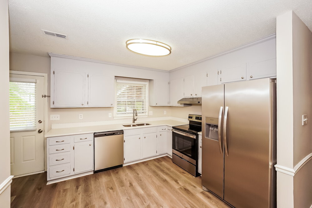 Building Photo - 7506 Pirates Cove Ct