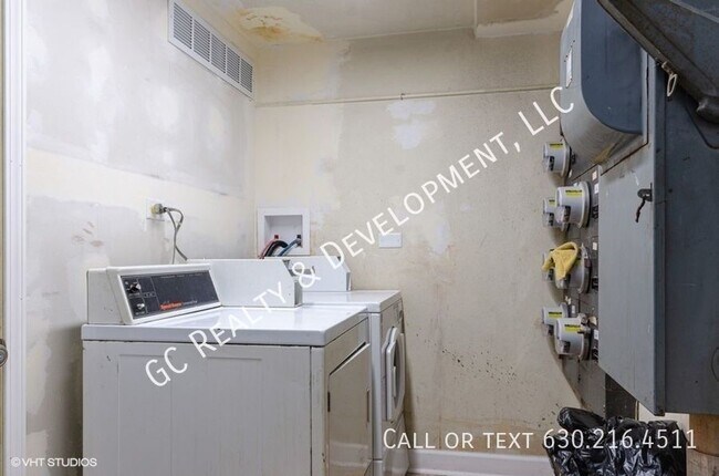 Building Photo - 18429 S Torrence Ave
