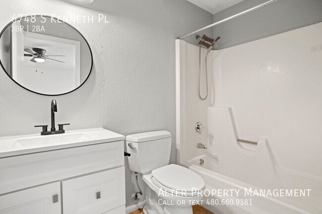Building Photo - 6748 S Kenneth Pl