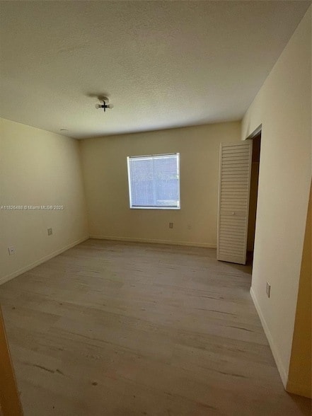Building Photo - 926 SW 8th Pl