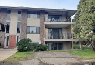 Building Photo - Beautiful 2B/2B Apartment Available Now! HALF OFF FIRST MONTHS RENT