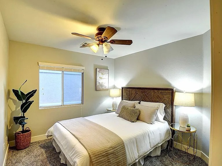 Building Photo - 6661 Lookout Lodge Ln