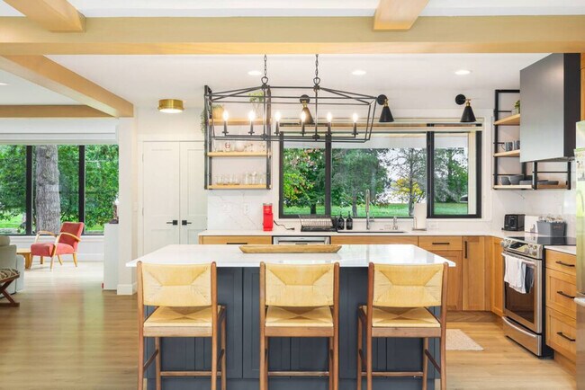 Building Photo - 9047 51st Ave NE