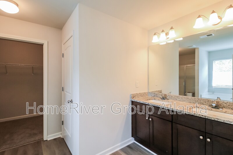 Building Photo - 116 Daisy Cir