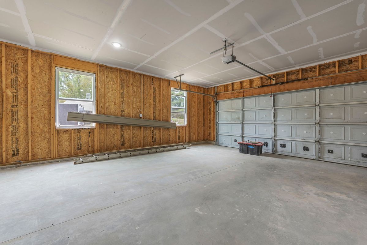 Building Photo - 630 Booneslick Rd